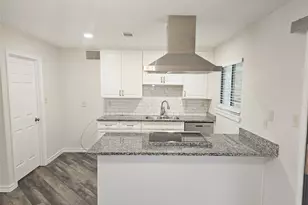 6908 Sunflower Cir N, Fort Worth, TX 76120 - Photo 5