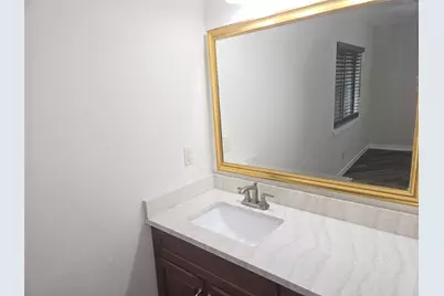 6908 Sunflower Circle N, Fort Worth, TX 76120 - Photo 11