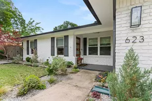 623 Opal Ln, Richardson, TX 75080 - Photo 3