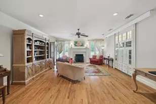 3525 Overton View Ct, Fort Worth, TX 76109 - Photo 9