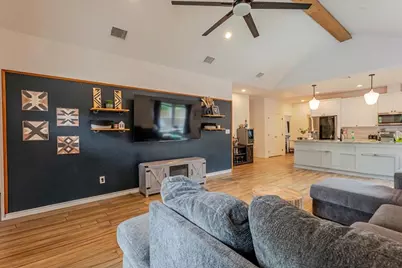 921 Indian Drive, Granbury, TX 76048 - Photo 7