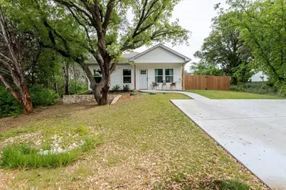 921 Indian Drive, Granbury, TX 76048 - Photo 3