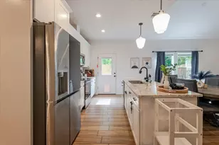 921 Indian Dr, Granbury, TX 76048 - Photo 11