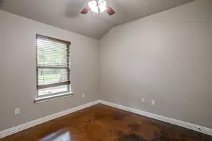 212 W 1st St, Weatherford, TX 76086 - Photo 37