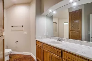 212 W 1st St, Weatherford, TX 76086 - Photo 27