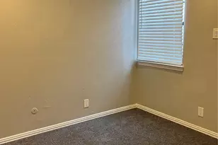 6028 Stoneybrook Dr, Fort Worth, TX 76112 - Photo 7