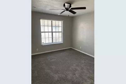 6028 Stoneybrook Drive, Fort Worth, TX 76112 - Photo 9