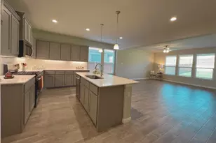 15841 Holland Hill Ln, Fort Worth, TX 76247 - Photo 13