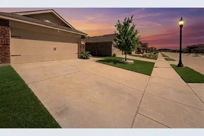 14033 Earlham Street, Pilot Point, TX 76258 - Photo 3