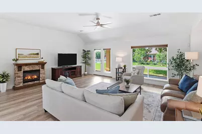 12001 Lockhart Court, Denton, TX 76207 - Photo 11