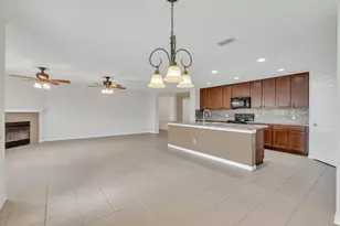 753 Snowy Orchid Ln, DeSoto, TX 75115 - Photo 13