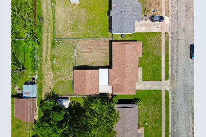 1308 Rose Avenue, Cleburne, TX 76033 - Photo 33