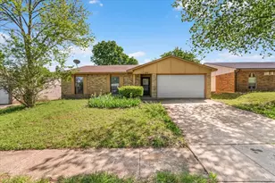 7112 Winterberry Dr, Dallas, TX 75249 - Photo 1