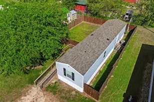 205 E Park St, Frost, TX 76641 - Photo 1