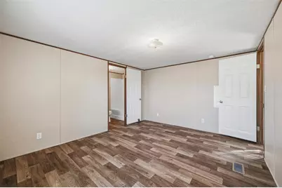 205 E Park Street, Frost, TX 76641 - Photo 17