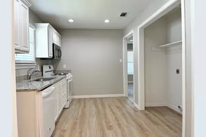 510 Magnolia Street, Arlington, TX 76012 - Photo 7