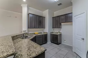 414 Lucky Landing Dr, Wilmer, TX 75172 - Photo 7