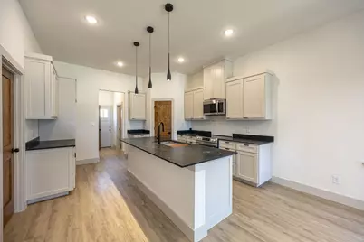 820 Glen Garden, Fort Worth, TX 76104 - Photo 9