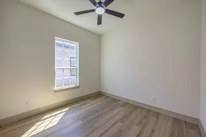 816 Glen Garden, Fort Worth, TX 76104 - Photo 19