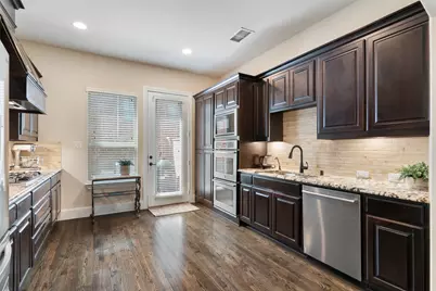 4265 Haskell Drive, Carrollton, TX 75010 - Photo 9