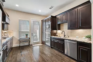 4265 Haskell Dr, Carrollton, TX 75010 - Photo 9