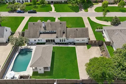 7439 Stonecrest Drive, Dallas, TX 75254 - Photo 39