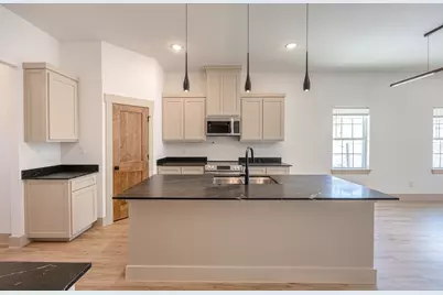 805 Glen Garden, Fort Worth, TX 76104 - Photo 9