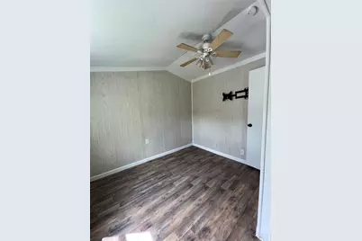 433 Capricorn Drive, Granbury, TX 76049 - Photo 31