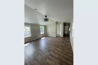 433 Capricorn Drive, Granbury, TX 76049 - Photo 29