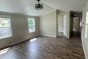 433 Capricorn Dr, Granbury, TX 76049 - Photo 29