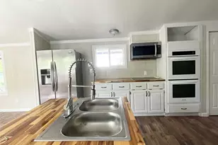 433 Capricorn Dr, Granbury, TX 76049 - Photo 7