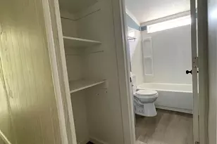 433 Capricorn Dr, Granbury, TX 76049 - Photo 27