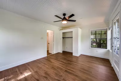 544 NW King Street, Burleson, TX 76028 - Photo 17