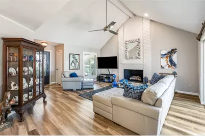 2707 Belmeade Drive, Carrollton, TX 75006 - Photo 3