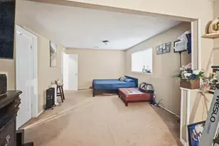 10315 Oak Gate Ln, Dallas, TX 75217 - Photo 11