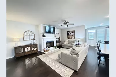 140 Spring Creek Circle, Paradise, TX 76073 - Photo 5