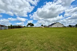 140 Spring Creek Cir, Paradise, TX 76073 - Photo 27