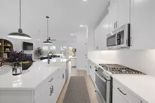 528 Brookside Dr, Van Alstyne, TX 75495 - Photo 7