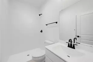 528 Brookside Dr, Van Alstyne, TX 75495 - Photo 17