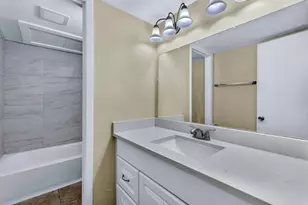 26 Oakbrook Dr, Lewisville, TX 75057 - Photo 23