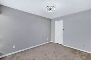 26 Oakbrook Dr, Lewisville, TX 75057 - Photo 19