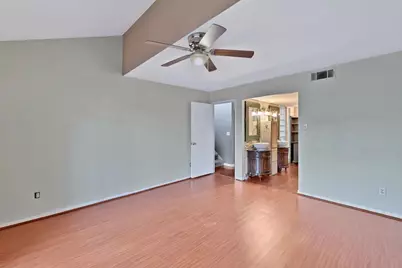 26 Oakbrook Drive, Lewisville, TX 75057 - Photo 13