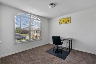 1215 Cres View Dr, Anna, TX 75409 - Photo 5