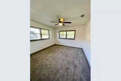 1813 S 19th Street, Waco, TX 76706 - Photo 17