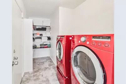 9403 Crimnson, Dallas, TX 75217 - Photo 15