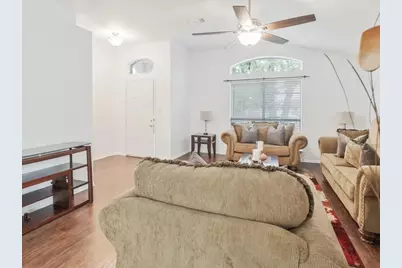 9403 Crimnson, Dallas, TX 75217 - Photo 3