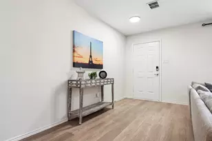 2620 Oak Crest Dr, Little Elm, TX 75068 - Photo 9