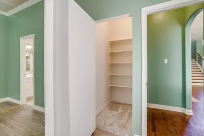 312 Oak Ridge Drive, Burleson, TX 76028 - Photo 23