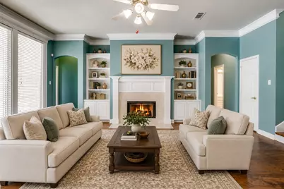 312 Oak Ridge Drive, Burleson, TX 76028 - Photo 7