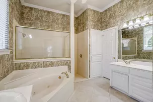 312 Oak Ridge Dr, Burleson, TX 76028 - Photo 29